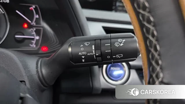 Lexus UX250h id 3727218 из Кореи 9