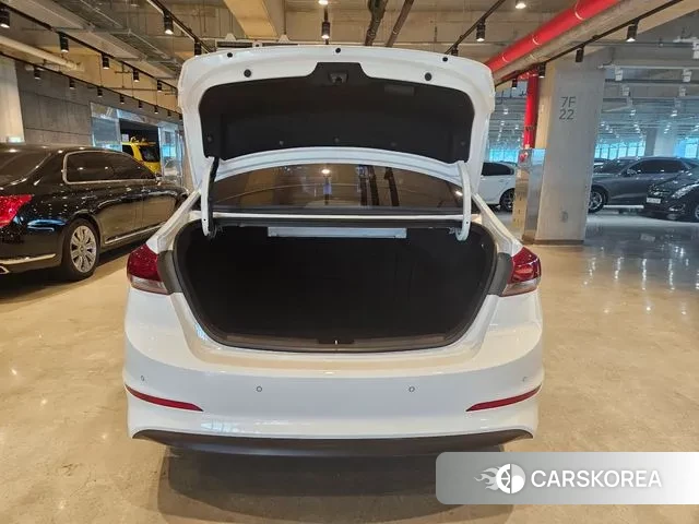 Hyundai Avante AD id 3284525 из Кореи 9