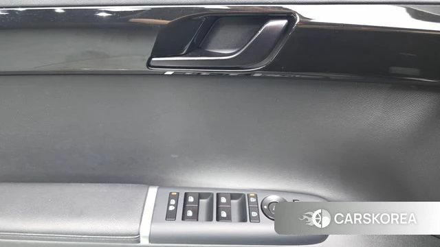 Hyundai Grandeur (GN7) id 4533336 из Кореи 9