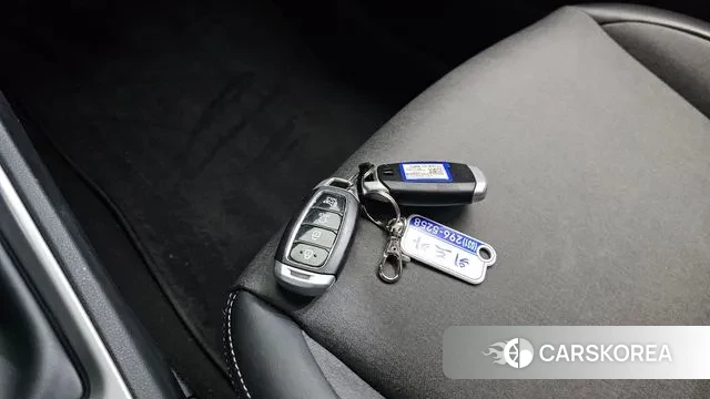 Hyundai Venue id 3525782 из Кореи 9