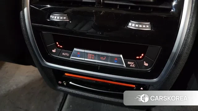 BMW X7 (G07) id 3379221 из Кореи 9