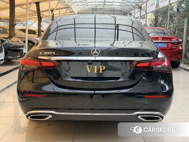 Mercedes-Benz E-class id 4265309 из Китая 9