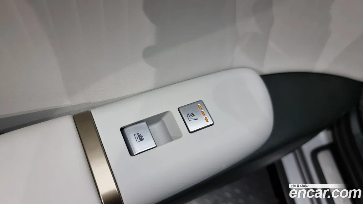 Hyundai Grandeur Hybrid (GN7) id 1368483 из Кореи 9