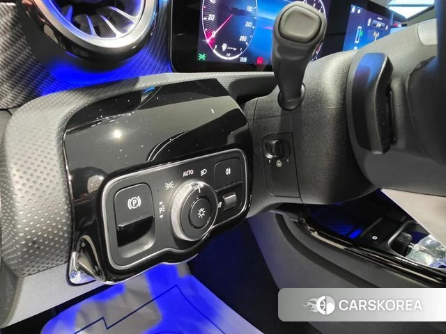 Mercedes-Benz A-Class W177 id 3909190 из Кореи 9