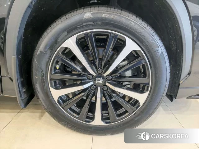 Toyota Crown Lufang id 4274690 из Китая 9