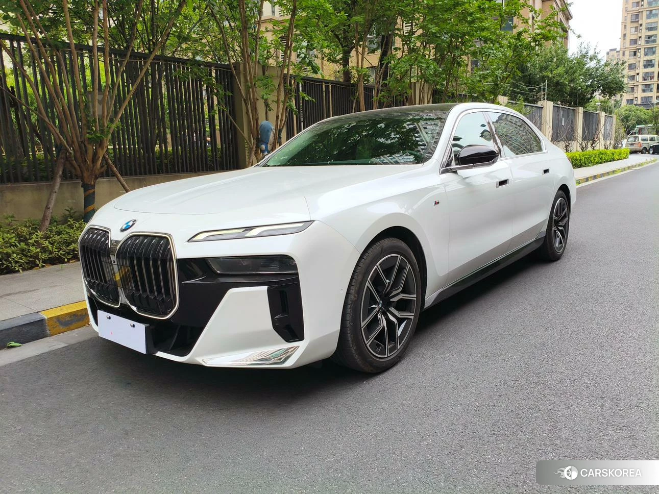 BMW 7 series id 4467873 из Китая 9