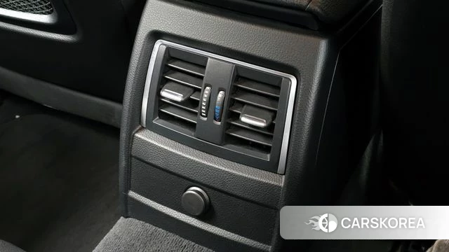 BMW 3 Series (F30) id 3879947 из Кореи 9