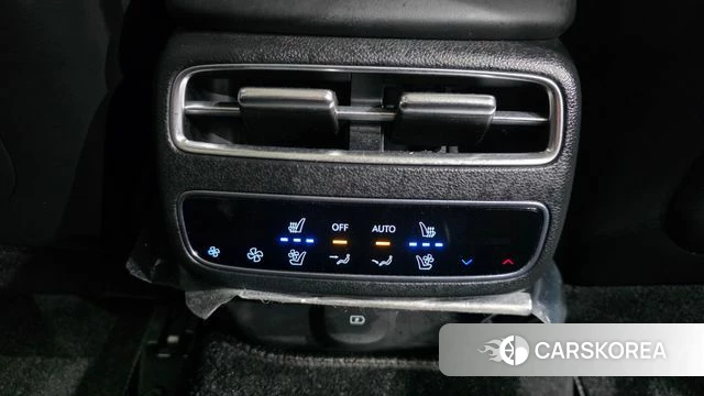 Genesis GV70 id 4380947 из Кореи 9