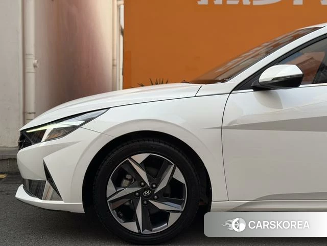 Hyundai Elantra id 4298083 из Китая 9