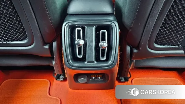 Volvo XC40 id 3439432 из Кореи 9