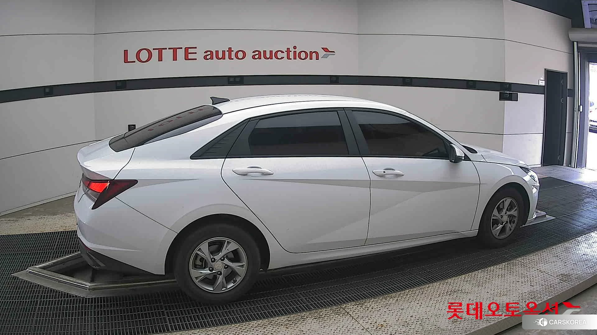 Hyundai Avante id 4504378 из Кореи 9