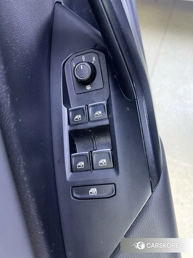 Volkswagen Sagitar id 4263088 из Китая 9