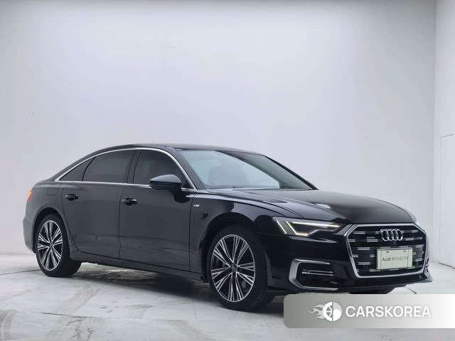 Audi A6L id 3920487 из Китая 9