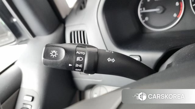 Hyundai The New Grand Starex id 4581798 из Кореи 9