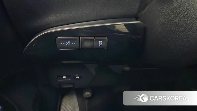Toyota Prius 4th Generation id 4563456 из Кореи 9