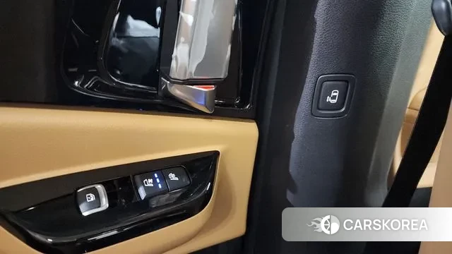 Kia Carnival 4th generation id 3764050 из Кореи 9