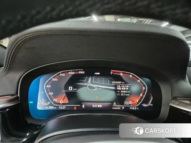 BMW 5 Series (G30) id 3570742 из Кореи 9