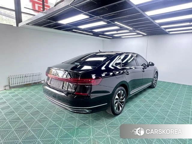 Volkswagen Passat id 4313473 из Китая 9