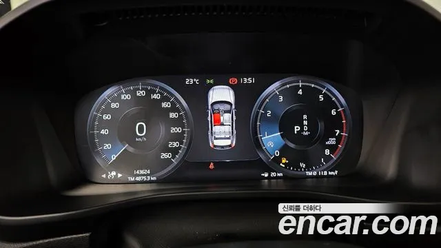 Volvo XC40 id 2759004 из Кореи 9