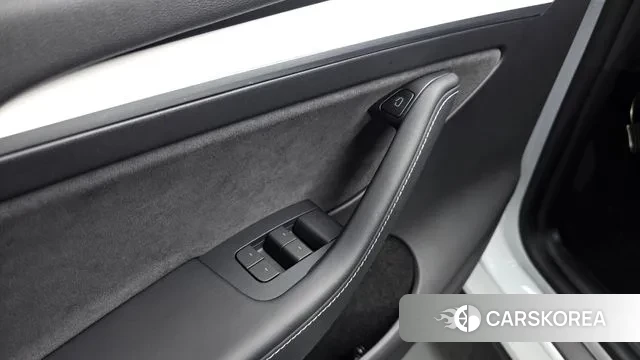 Tesla Model Y id 3036545 из Кореи 9