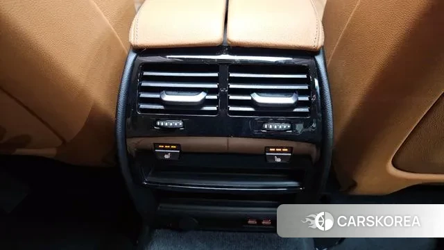 BMW 5 Series (G30) id 3606997 из Кореи 9