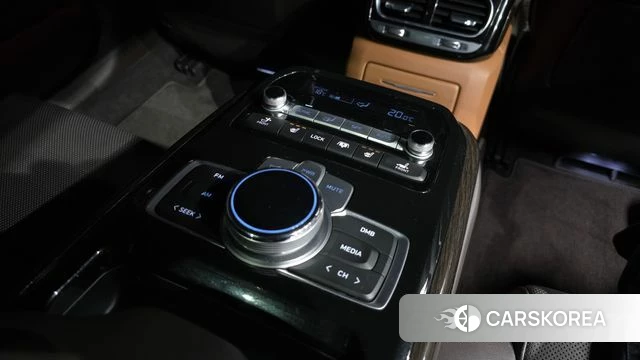 Genesis G90 id 4018848 из Кореи 9