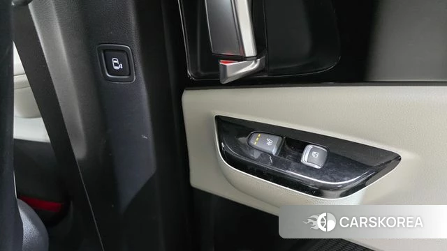 Kia Carnival 4th generation id 3923891 из Кореи 9