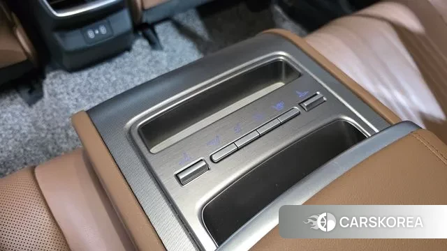 Hyundai Grandeur (GN7) id 3512825 из Кореи 9