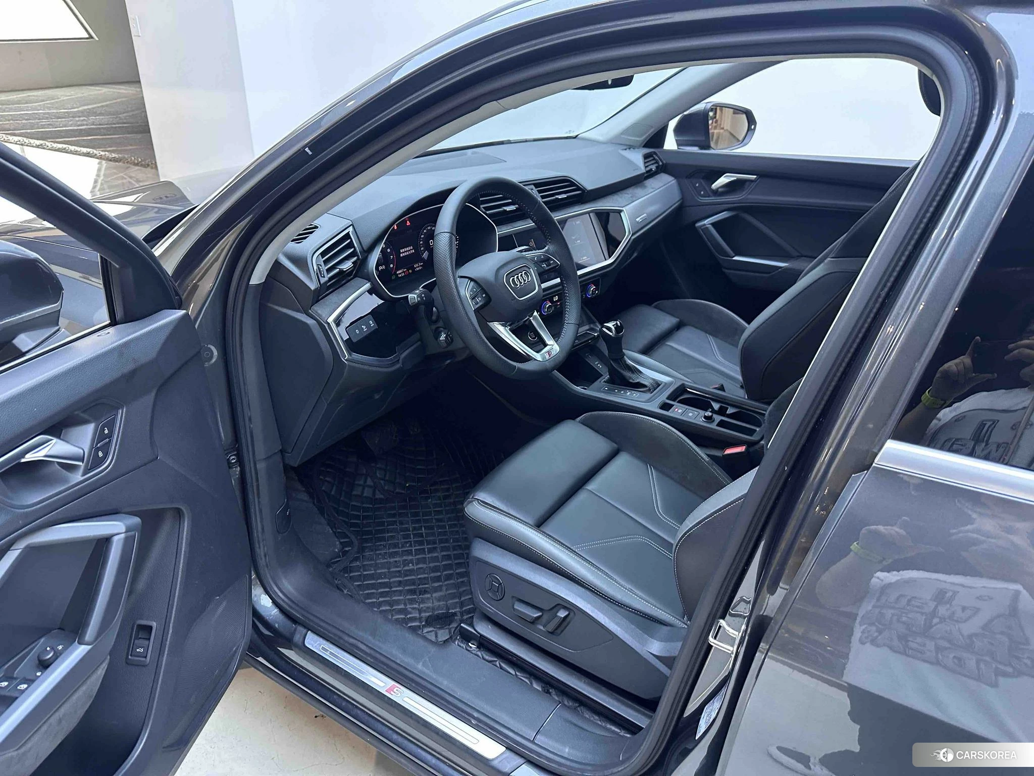 Audi Q3 Sportback id 4405822 из Китая 9