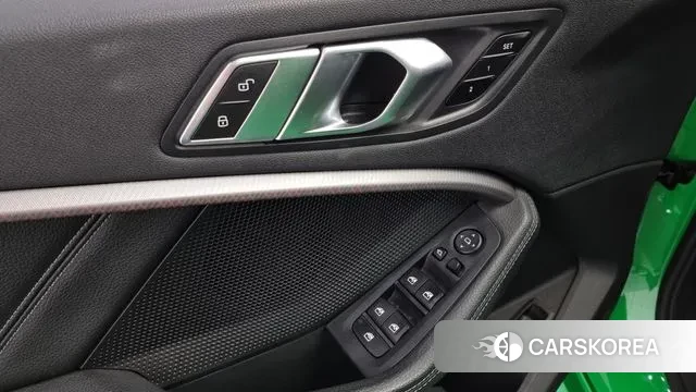 BMW 1 Series (F40) id 3354808 из Кореи 9