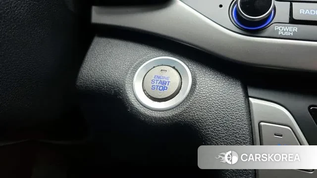 Hyundai Avante AD id 3568623 из Кореи 9