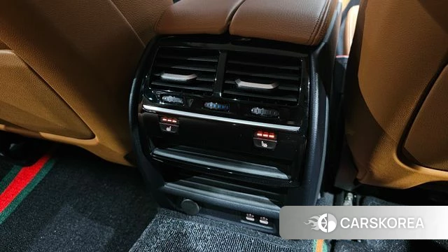 BMW 5 Series (G30) id 4435125 из Кореи 9