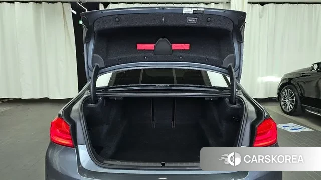 BMW 5 Series (G30) id 3054833 из Кореи 9