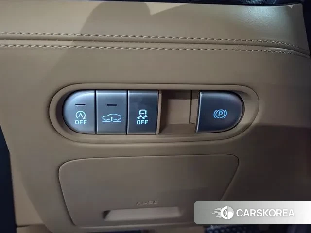 Genesis G90 (RS4) id 3770547 из Кореи 9