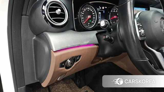 Mercedes-Benz E-Class W213 id 3845456 из Кореи 9