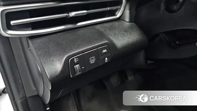 Hyundai Avante Hybrid (CN7) id 3281598 из Кореи 9