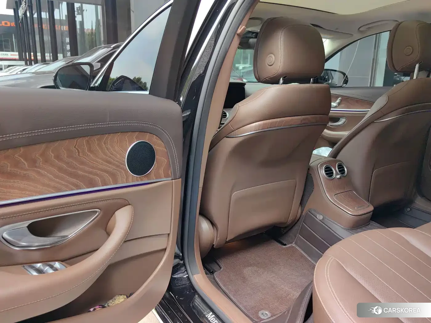 Mercedes-Benz E-Class id 4644475 из Китая 9