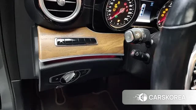 Mercedes-Benz E-Class W213 id 2990707 из Кореи 9