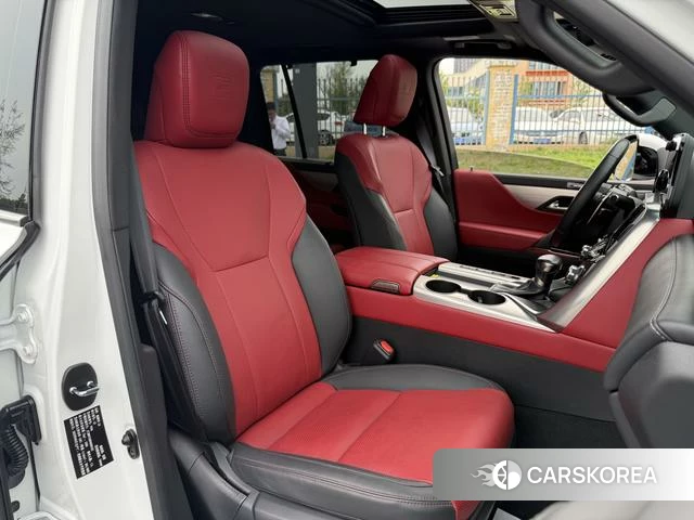 Lexus LX id 4329109 из Китая 9