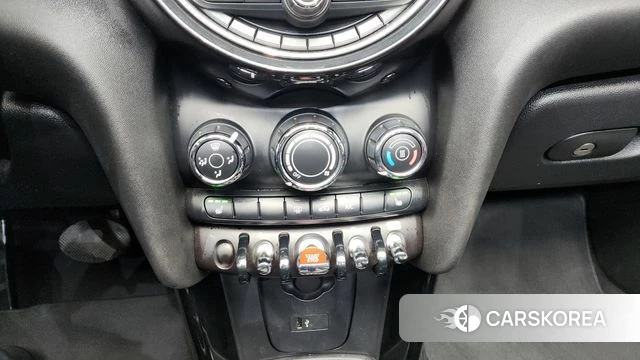 Mini Cooper Convertible id 4268484 из Кореи 9