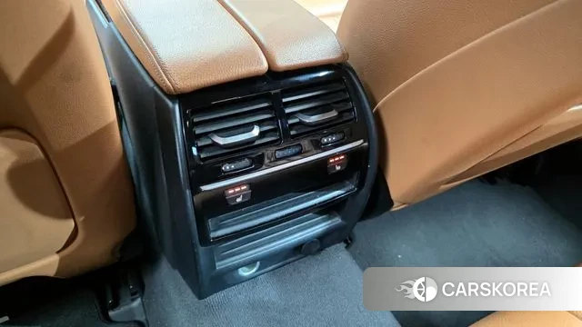 BMW 5 Series (G30) id 3608432 из Кореи 9