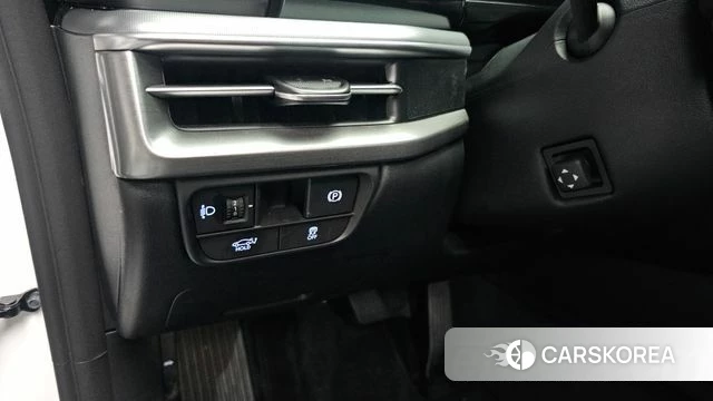 Hyundai Grandeur (GN7) id 3922096 из Кореи 9