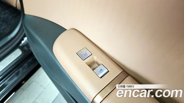 Hyundai Grandeur (GN7) id 2641837 из Кореи 9