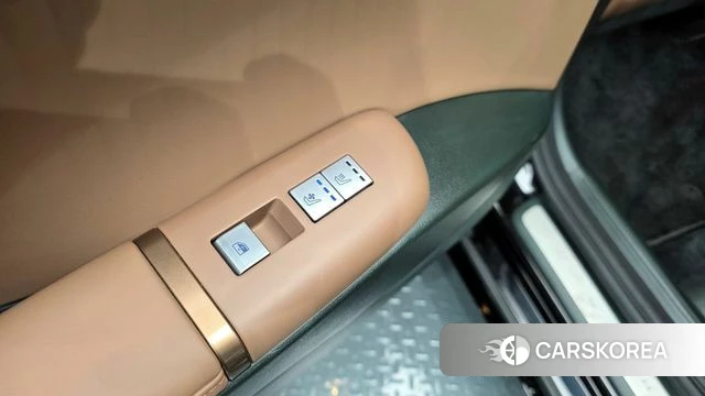 Hyundai Grandeur (GN7) id 3817672 из Кореи 9