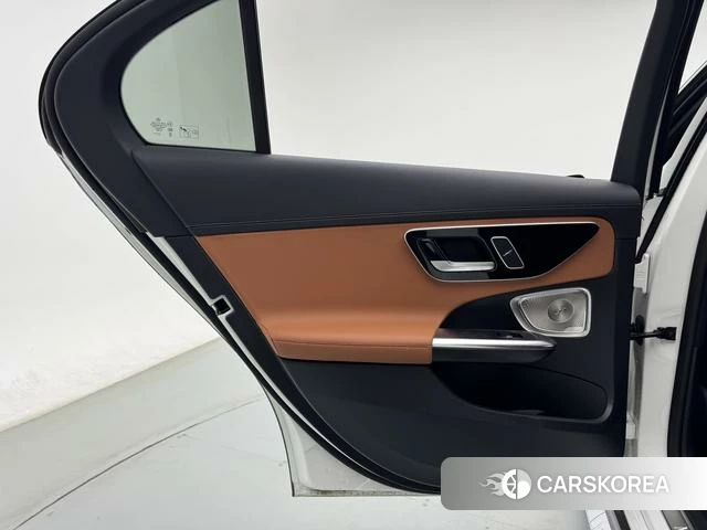 Mercedes-Benz Class C id 4353427 из Китая 9