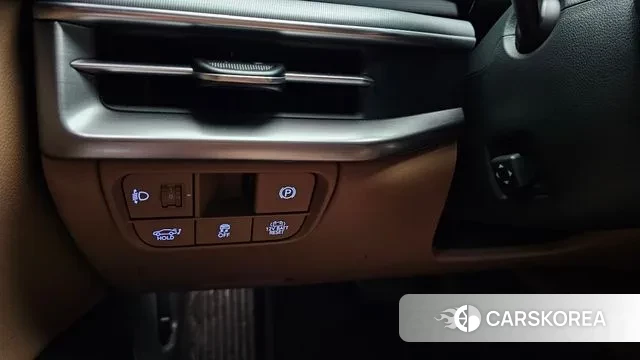 Hyundai Grandeur Hybrid (GN7) id 3081765 из Кореи 9