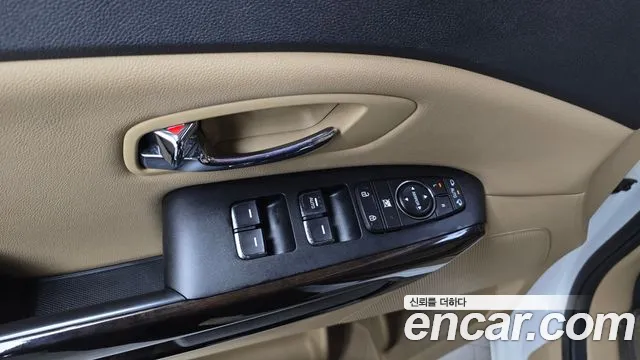 Kia The New Carnival id 2424995 из Кореи 9