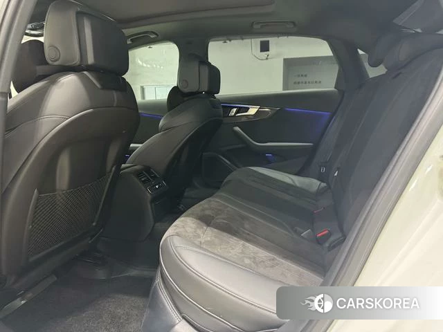 Audi A4L id 4367543 из Китая 9
