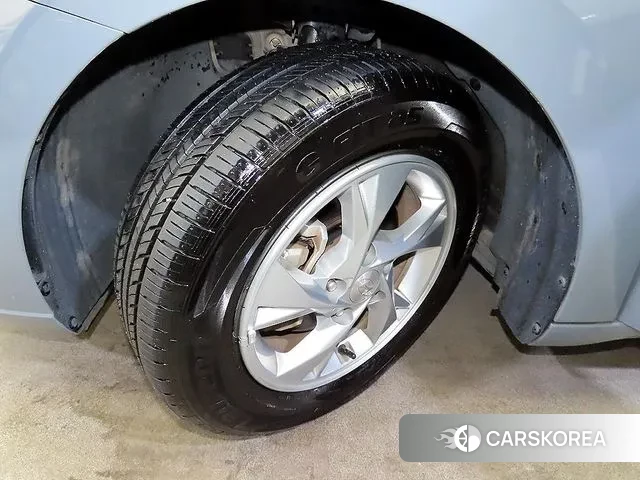 Hyundai Avante (CN7) id 3473445 из Кореи 9