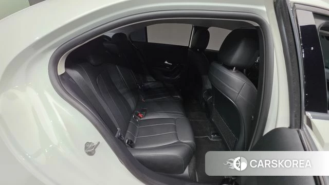 Mercedes-Benz A-Class W177 id 4882087 из Кореи 9